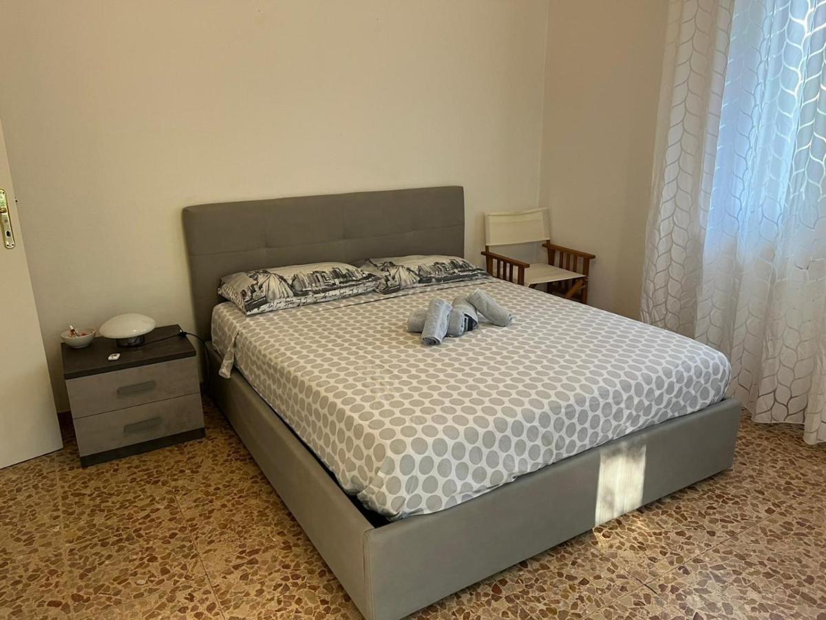 Casa Alexander Apartamento Marina di Massa Exterior foto